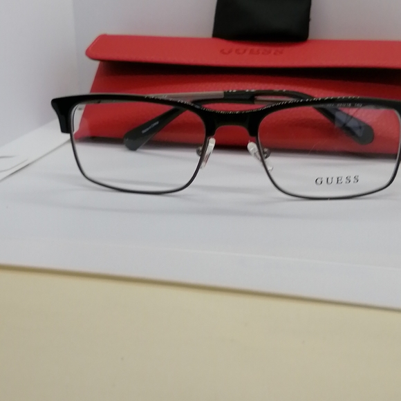 New/Authentic Guess Club Master Style GU1886 Black - Picture 1 of 5